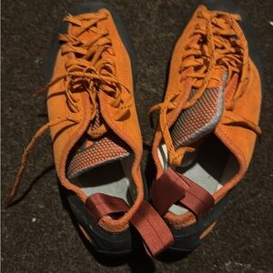 Butora mantra Orange Climbing Shoes